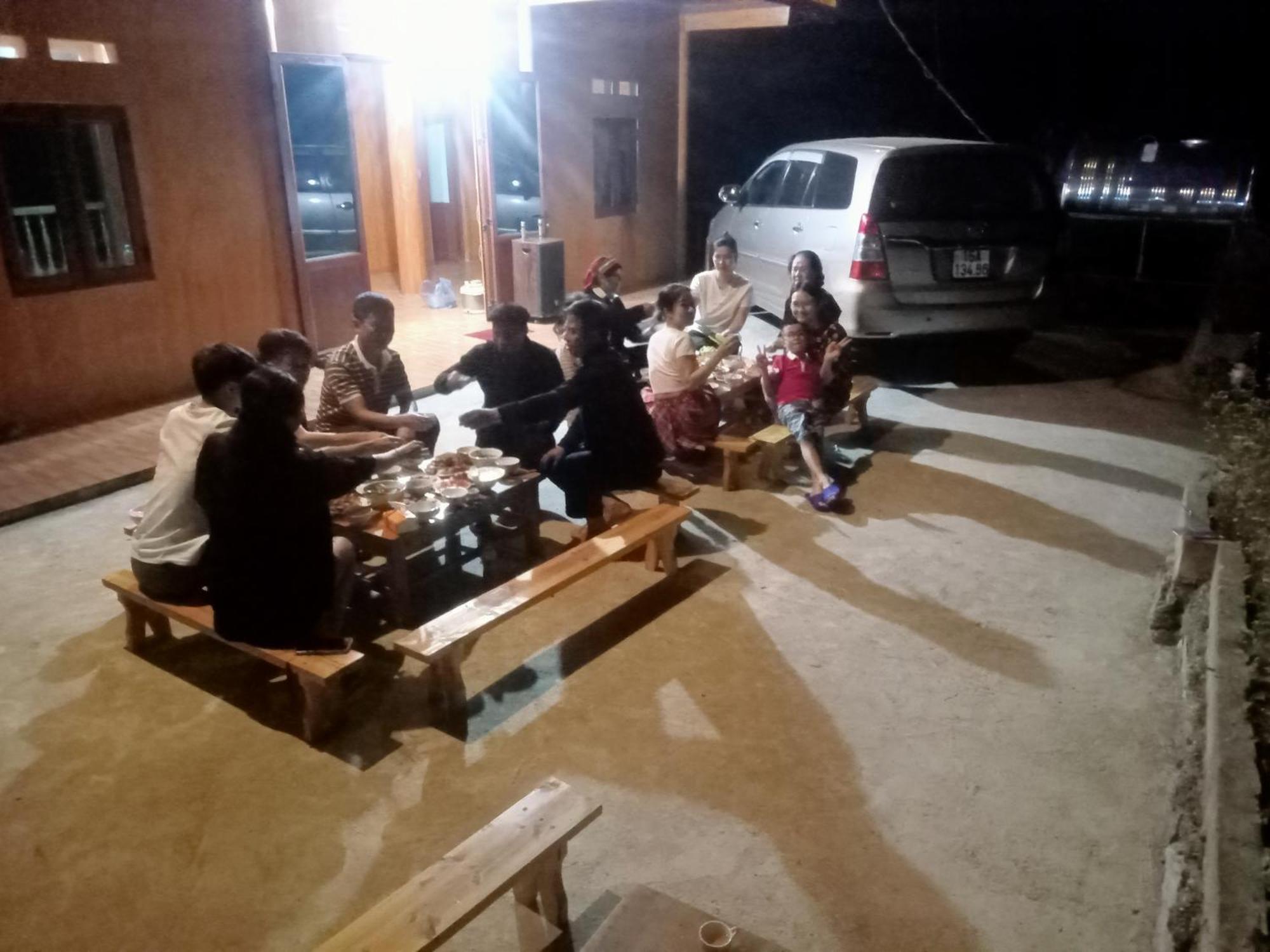Cong Troi Homestay Ха Жианг Стая снимка